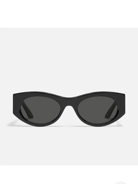 Quay SO WHAT Black Cat-Eye Sunglasses - Women Accessories